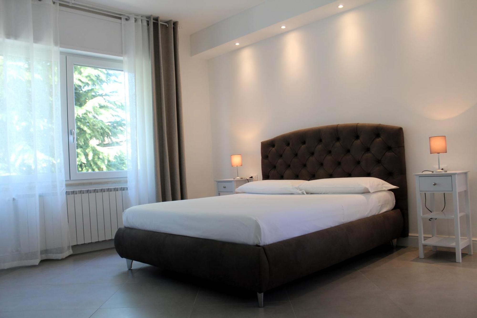 Villa Forte Salvi - Rooms Peschiera del Garda Exterior foto